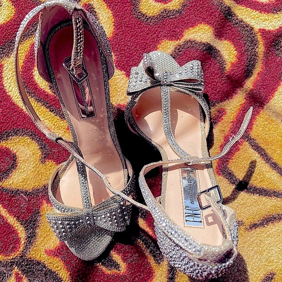 đź‘‘INC - Reesie Rhinestone Silver Evening Sandals - Picture 10 of 11